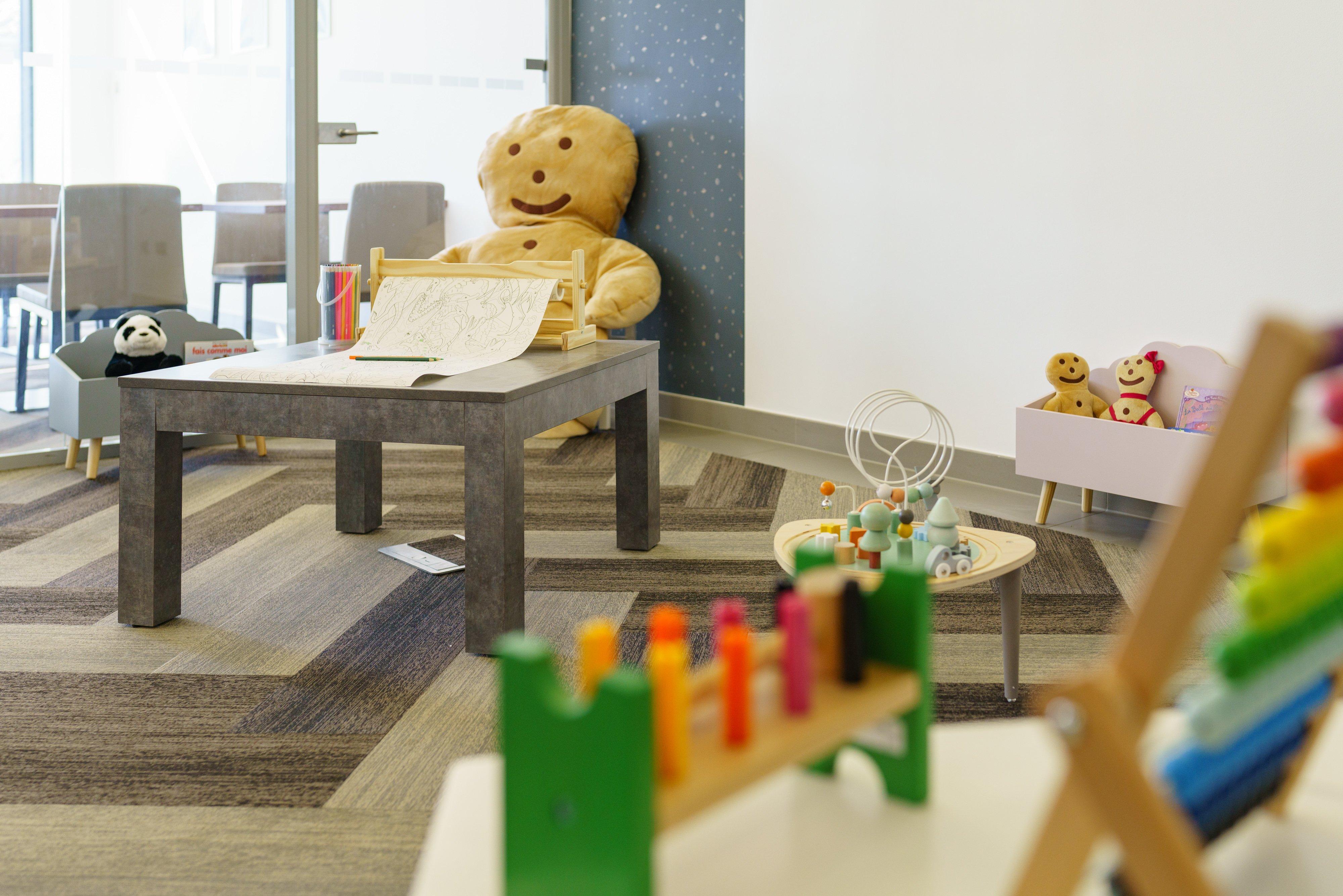 Hotel Express Centre By Ihg