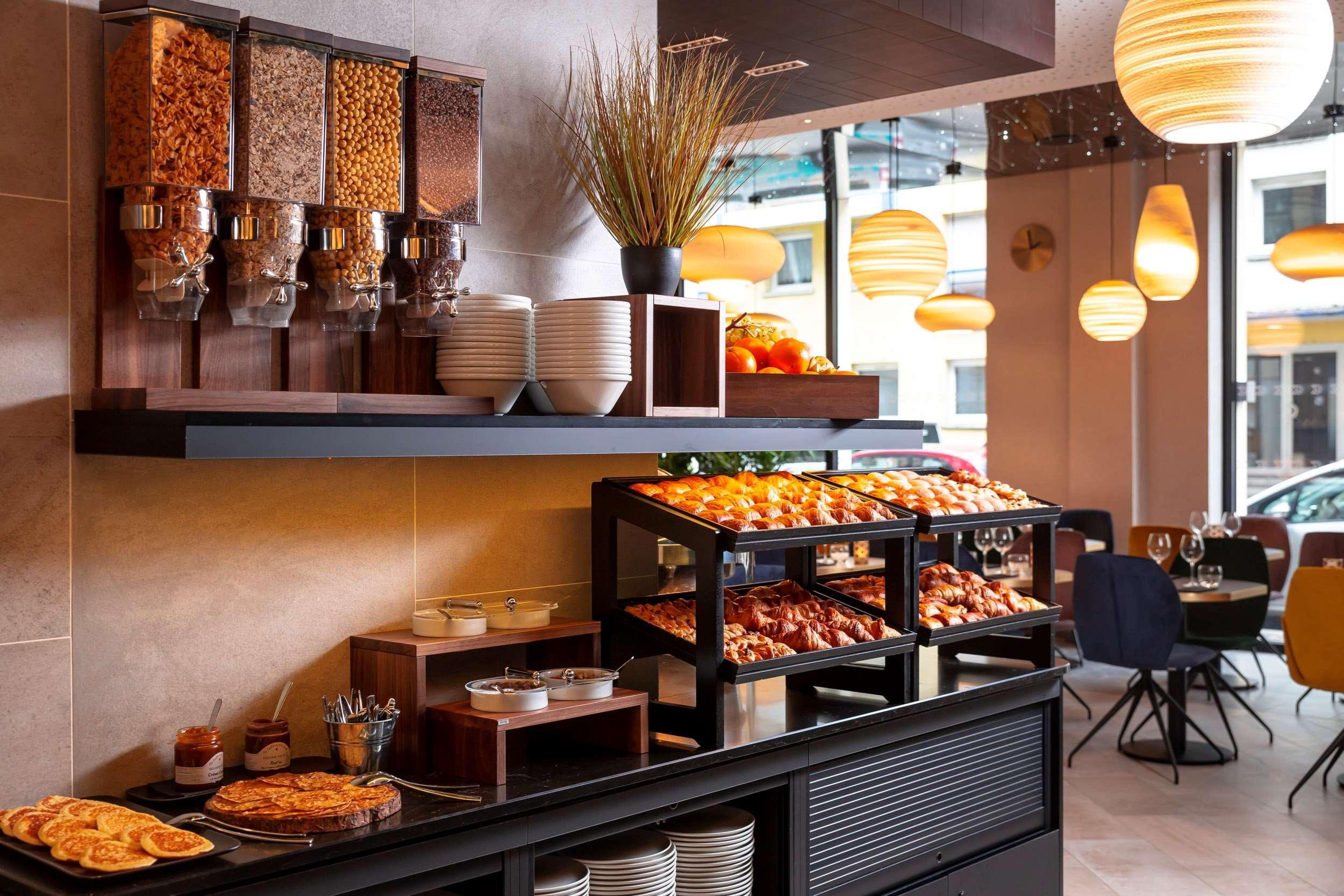 Voco Centre - The Garden By Ihg