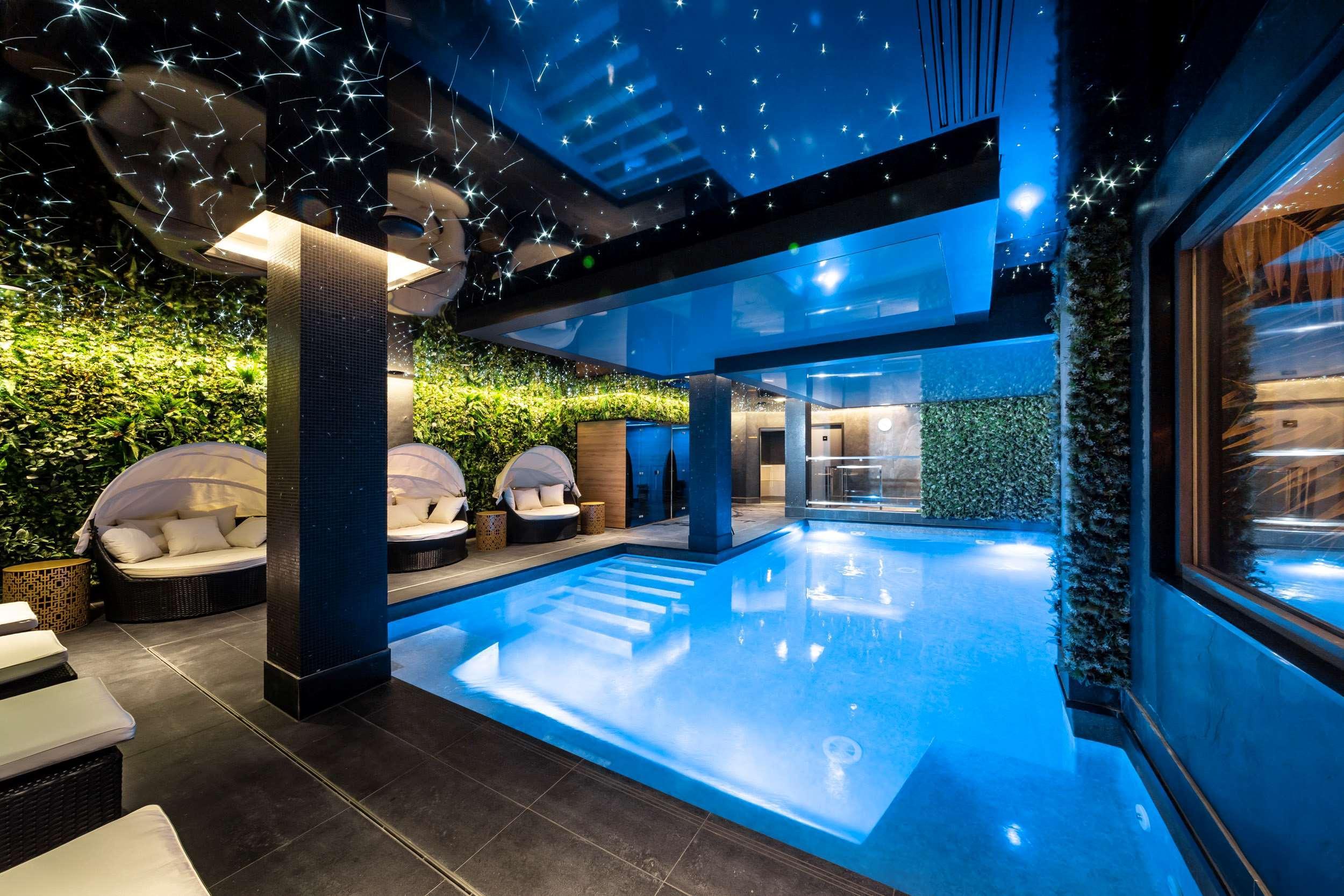 Voco Centre - The Garden By Ihg 4*