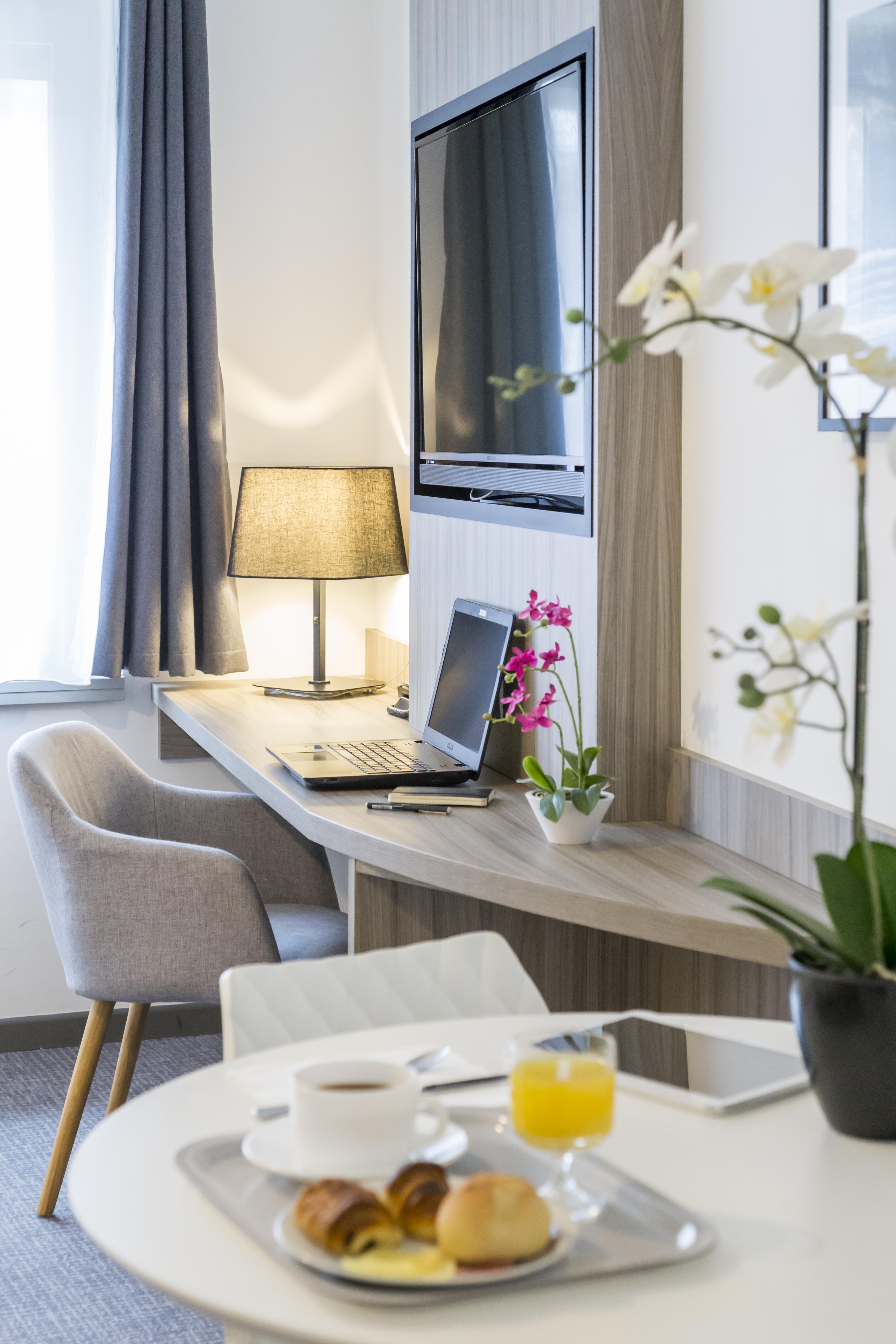 Nemea Elypseo Port 3* Straßburg