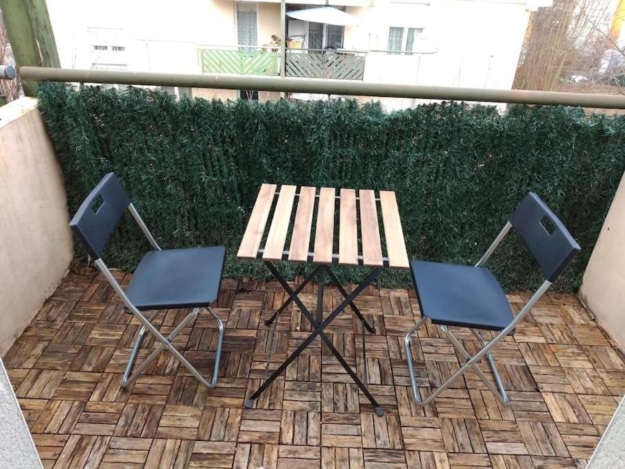 Appartement Cosy Colette,climatise Avec Stationnement Gratuit. *