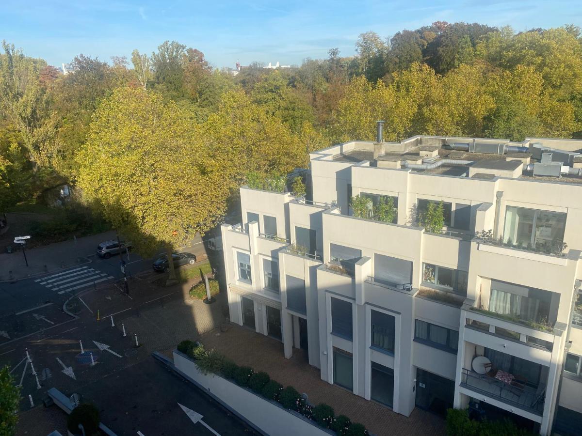 Apartment Citycosy Orangerie 2 Pieces En Face De Parc De L'orangerie Avec Un Parking Souterrain Compris