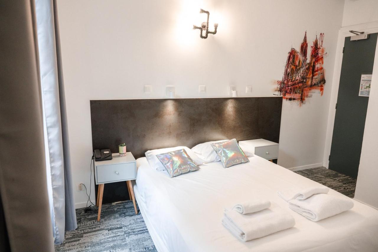 Des Arts Hotel 2*