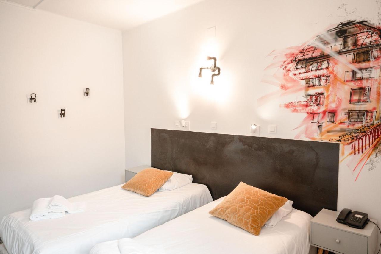 Des Arts Hotel 2*