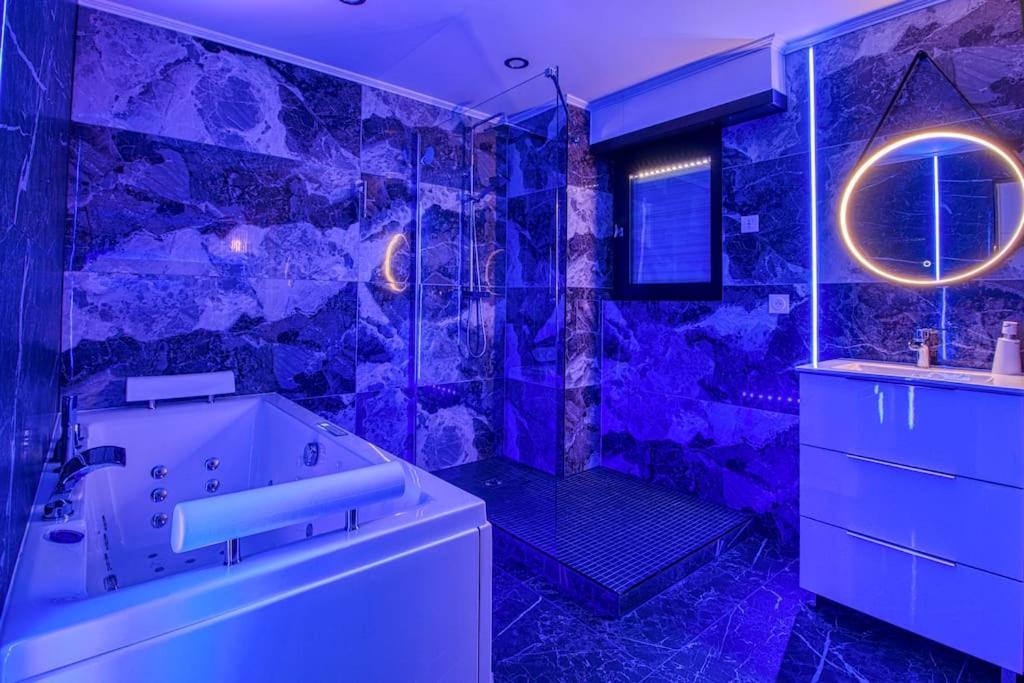 Avec Sauna, Jacuzzi, * Strasbourg