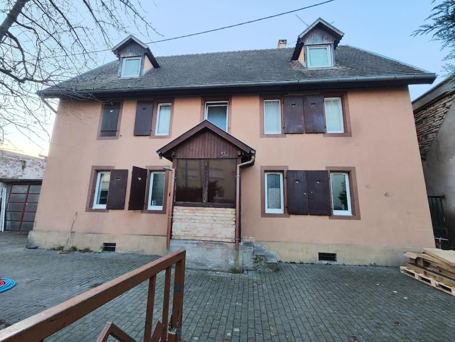 Comfortable T2 In Neudorf, Appartement