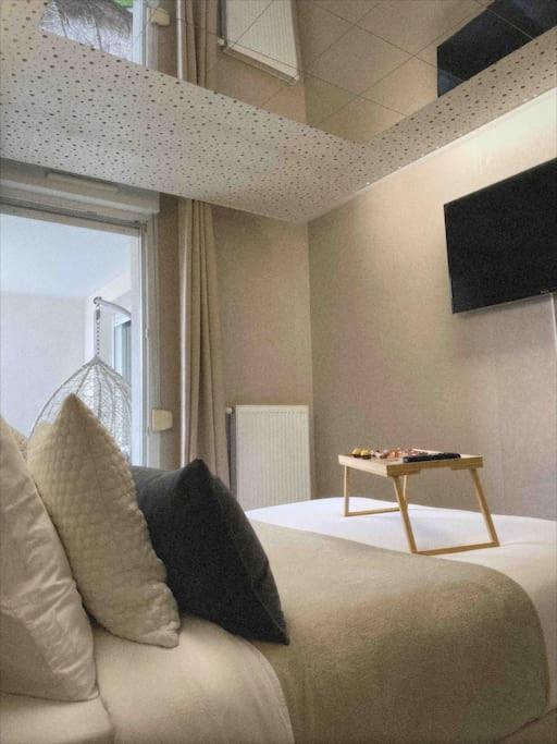 Passion Airbnb Apartment *