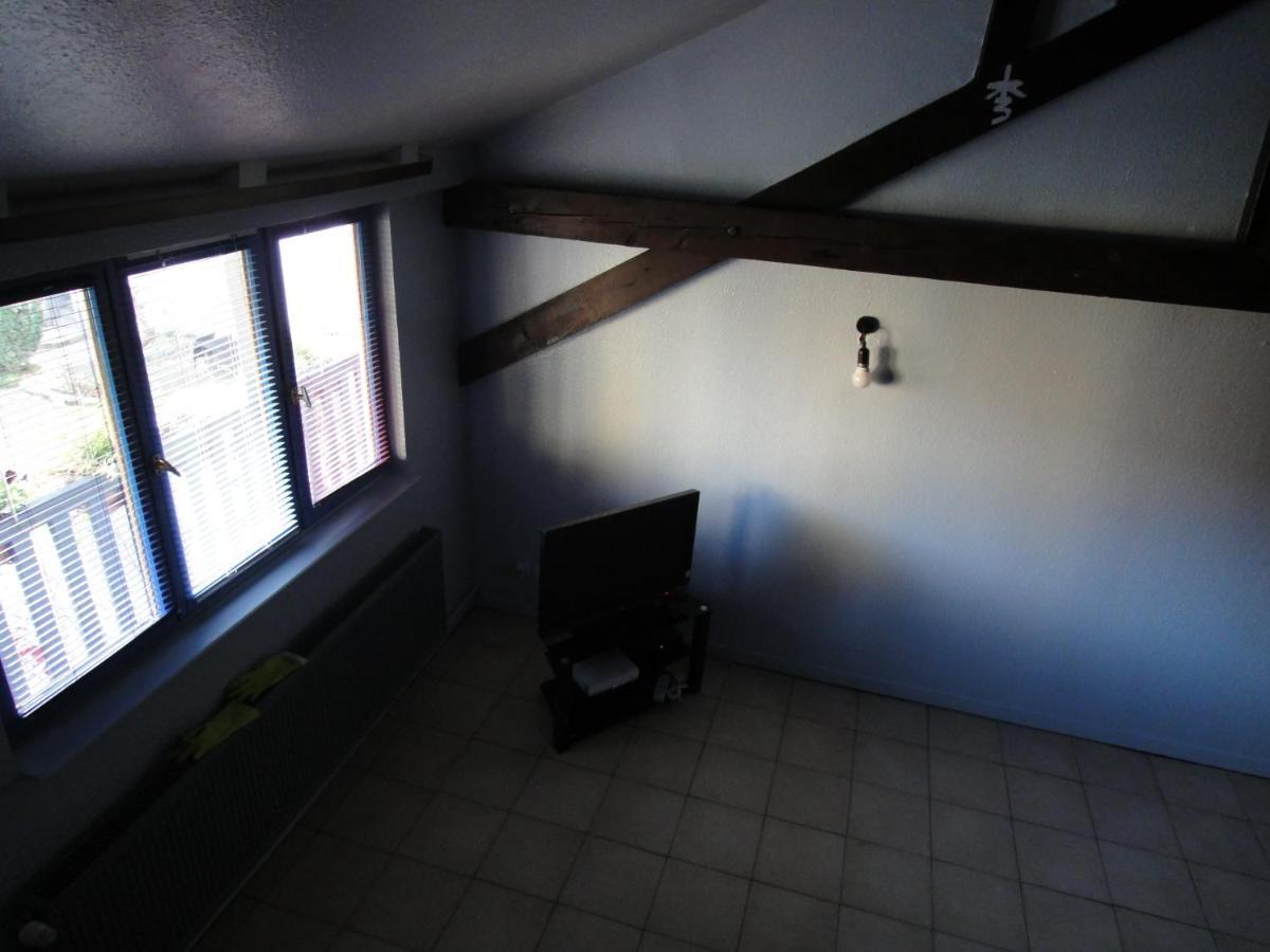 Appartement Centre Studio+mezzanine Au Calme