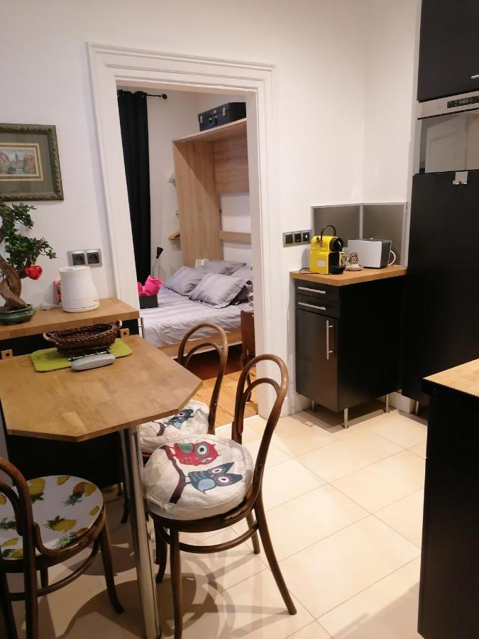 A La Tour Des Rohan Apartment