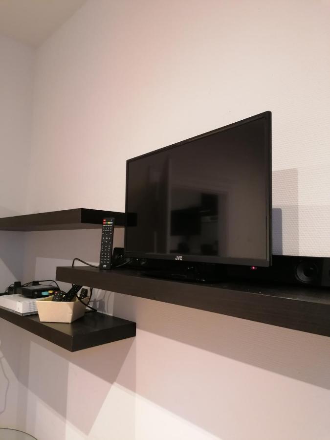 Apartment A La Tour Des Rohan
