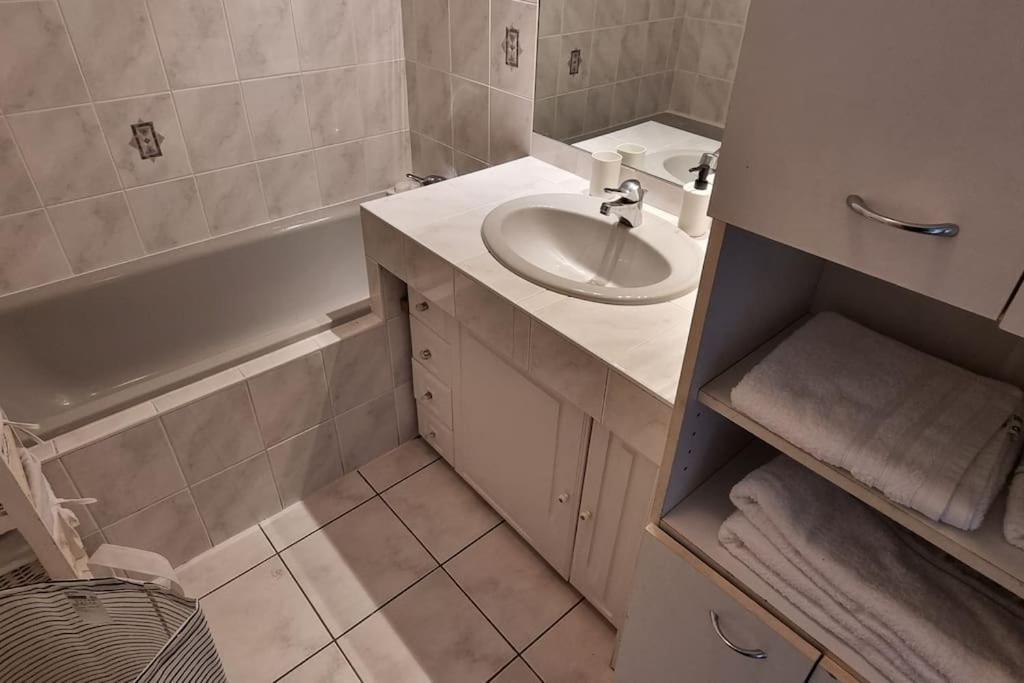 Cosy Rent Garage Wifi Terrasse Dream Host Apartment