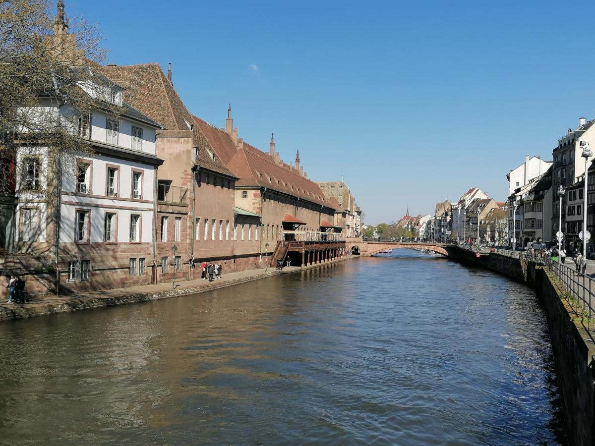 A La Tour Des Rohan Apartment