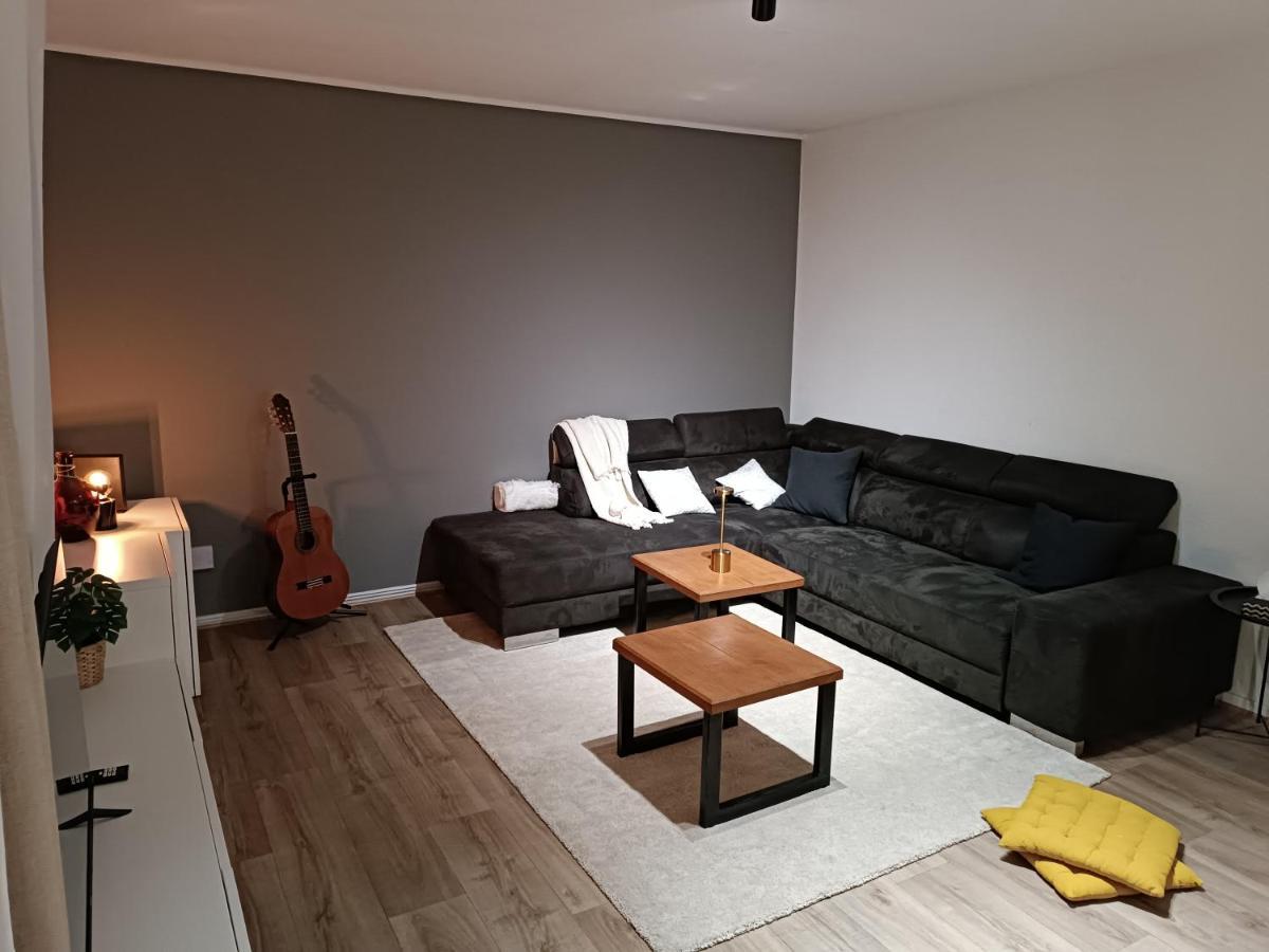Stylish 1-bedroom Flat With Beautiful Terrace , For A Cosy Retreat Apartment *