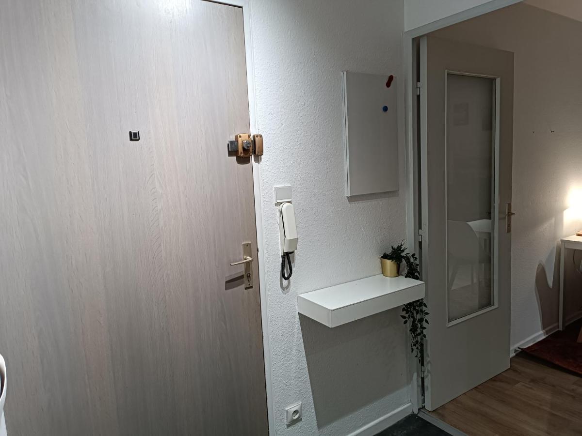 Apartment Stylish 1-bedroom Flat With Beautiful Terrace , For A Cosy Retreat *