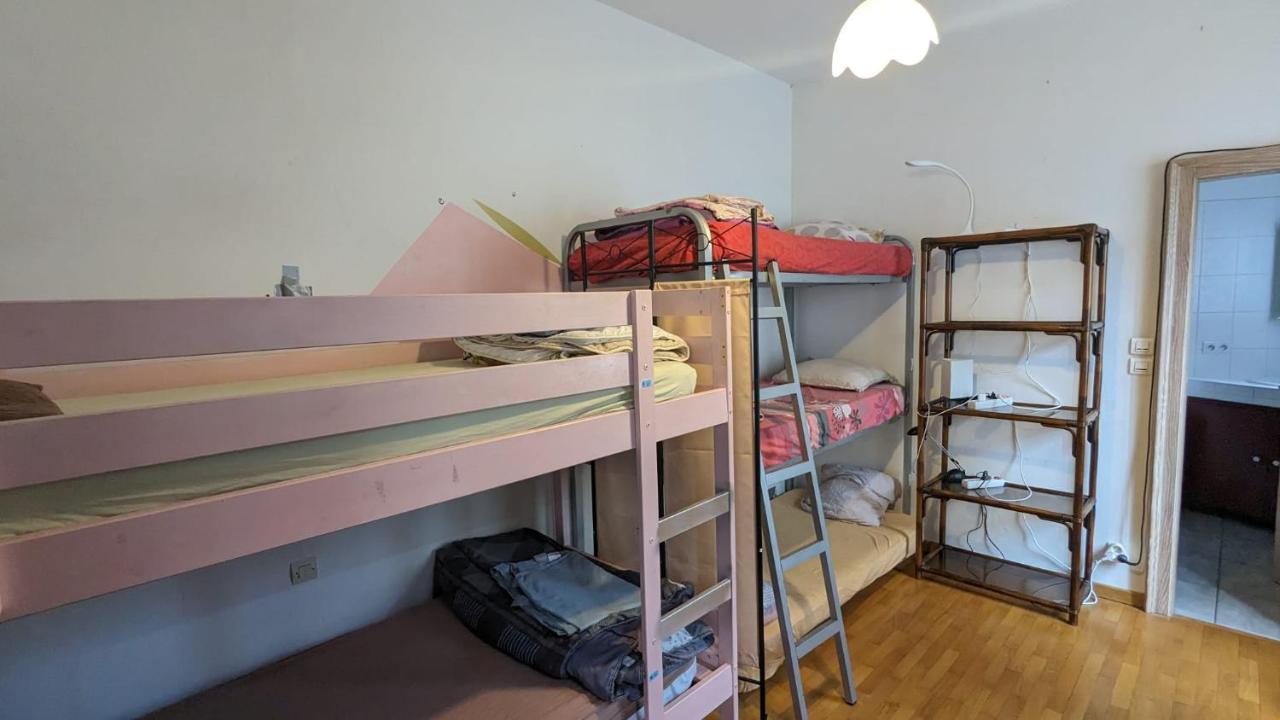 Hostel Brant Academy