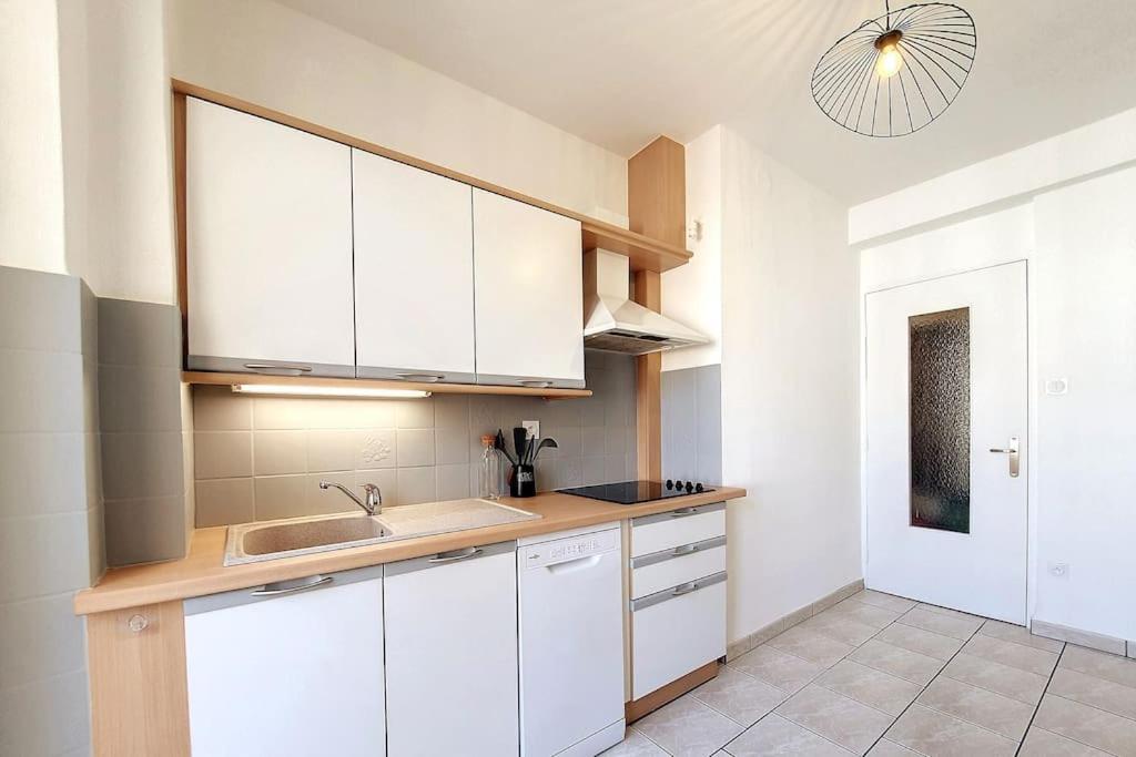 Chic - Proche Hypercentre - Renove - Lumineux Appartement