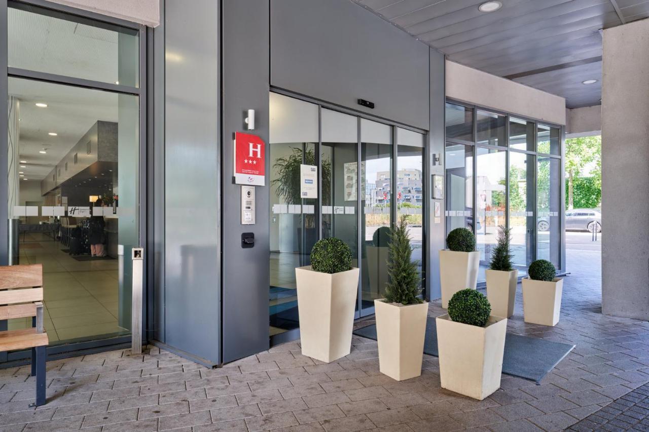 Hotel Express Centre By Ihg 3*