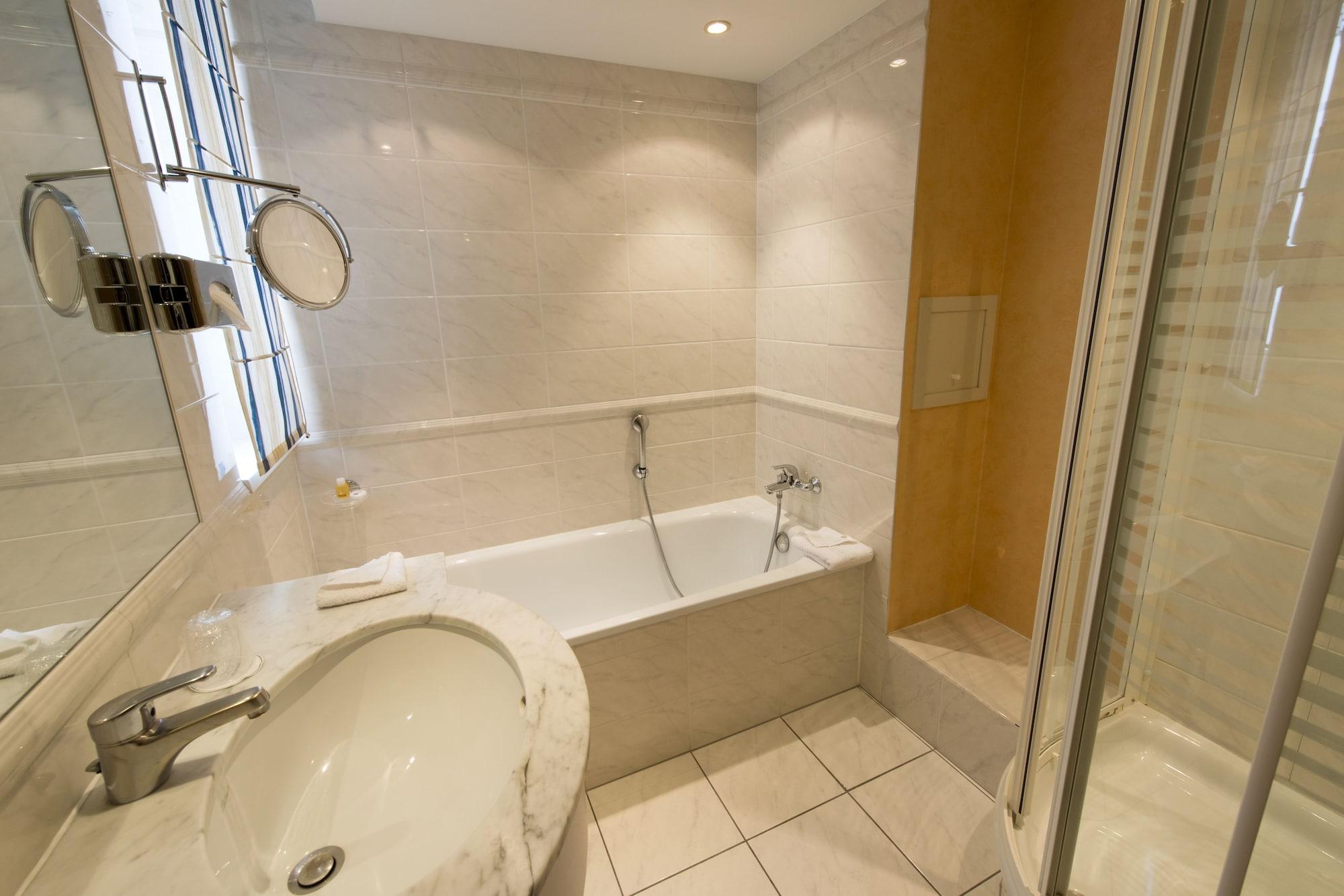 Le Jean-sebastien Bach Aparthotel 4*