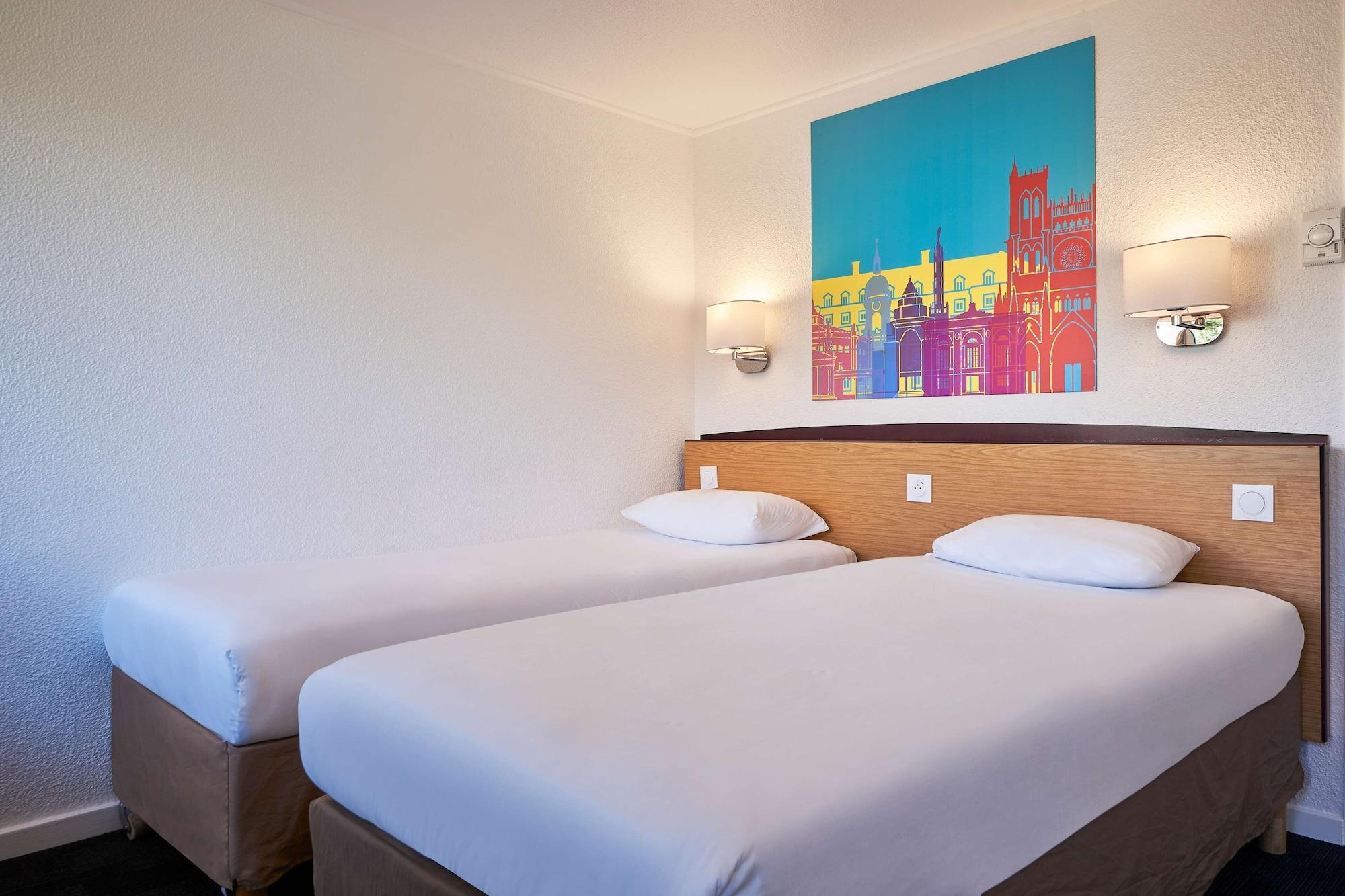 Hotel Kyriad Direct Ouest - Zénith
