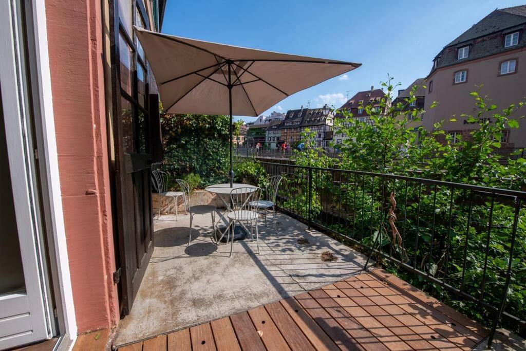 La Maison De L'eclusier Apartment *