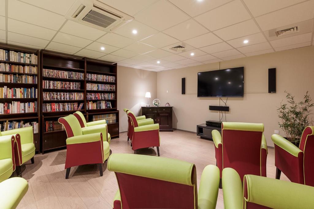 Zenao Aparthotel *
