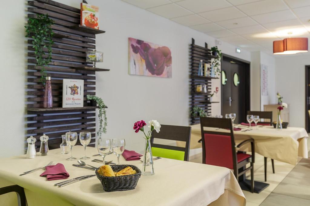 Zenao Aparthotel *