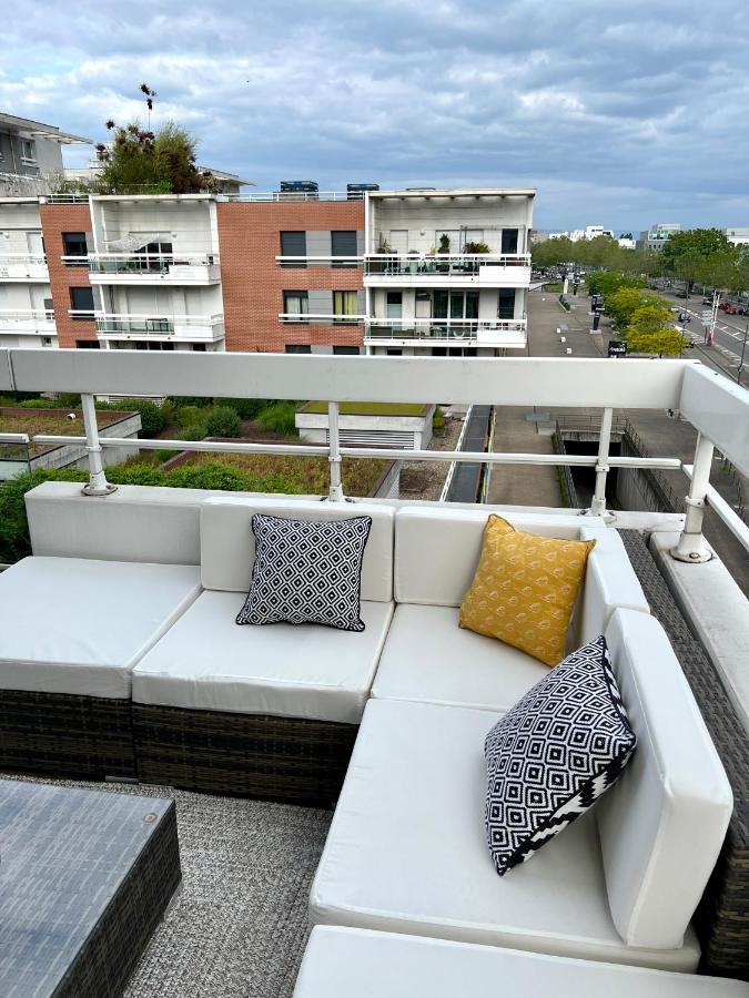 Climatise 3 Etoiles T3 Chic A Avec Billard Et Terrasse *