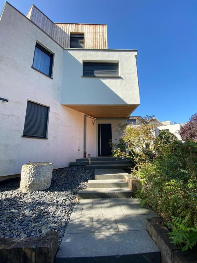 Grande Maison Avec Garage