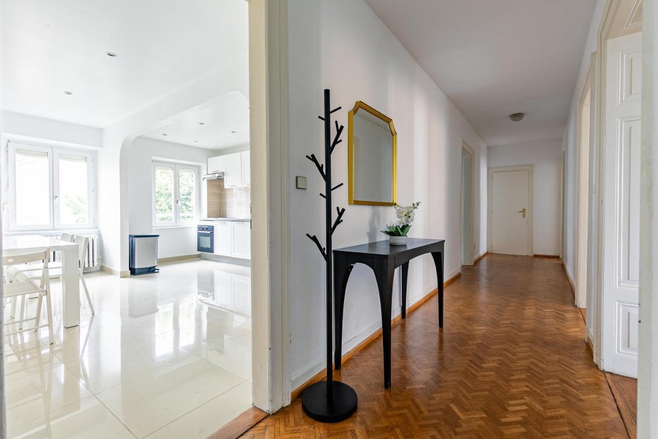 Hyper Centre - 120m2- F5 Apartment *
