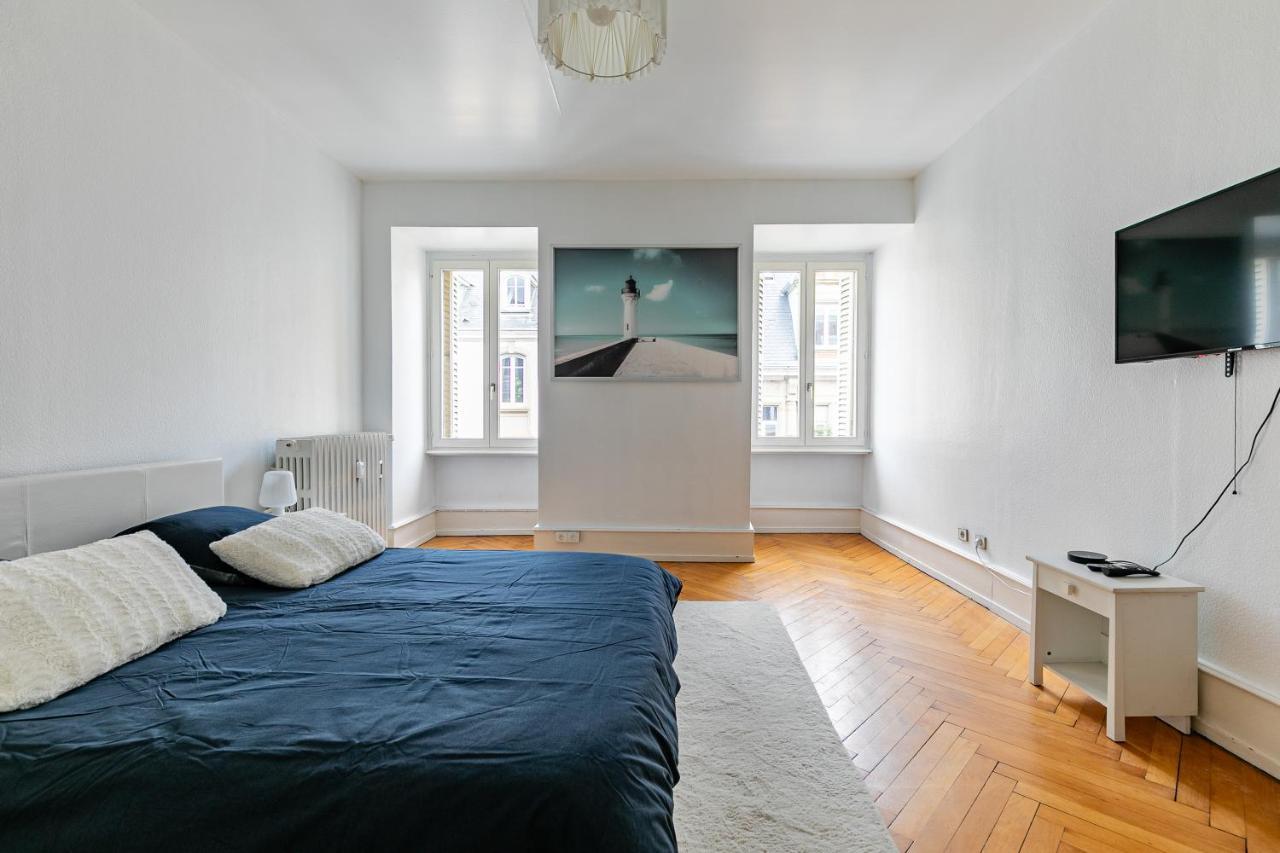 Hyper Centre - 120m2- F5 Apartment Straßburg