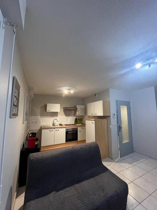 Charmant T2 + Parking Et Balcon