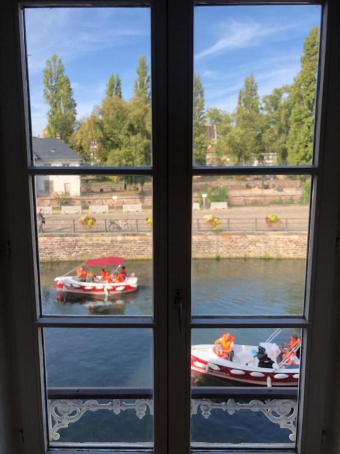 Au Bord De L'eau Straatsburg