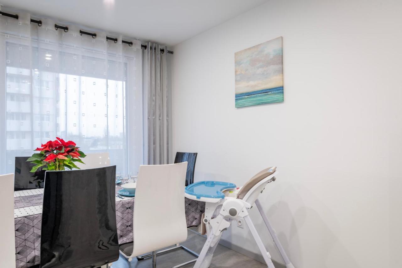 Appartement Chez Lea - Famille, Parking, Balneo - 15min Centre *