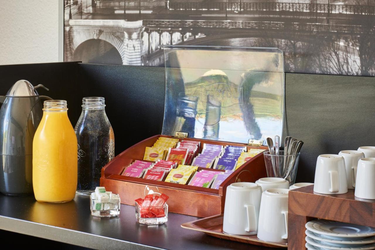 Kyriad Direct Ouest - Zénith Hotel