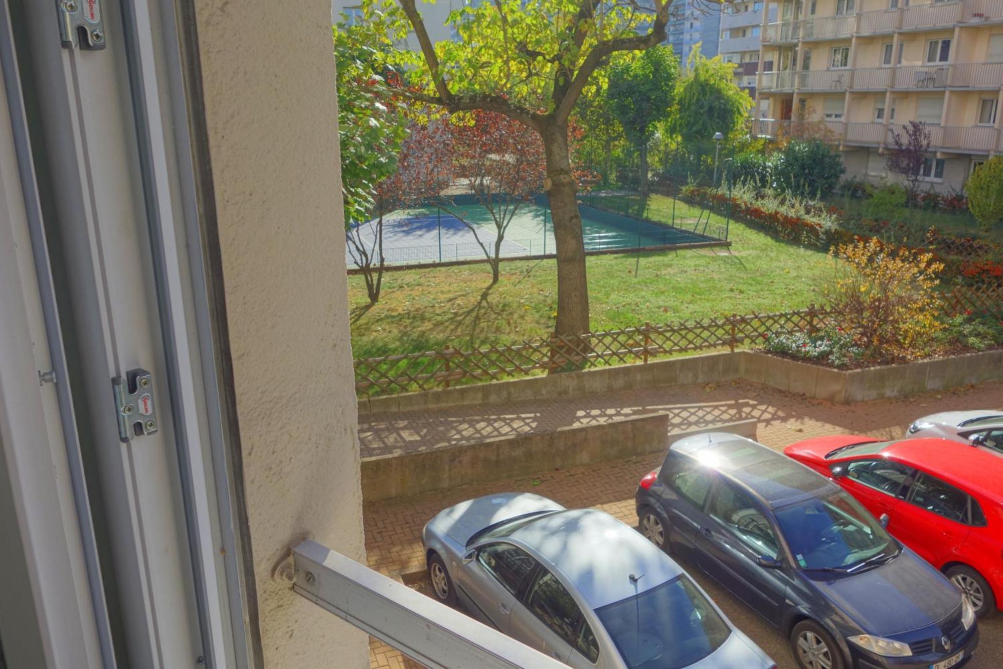 Arbres & Tennis Appartement *