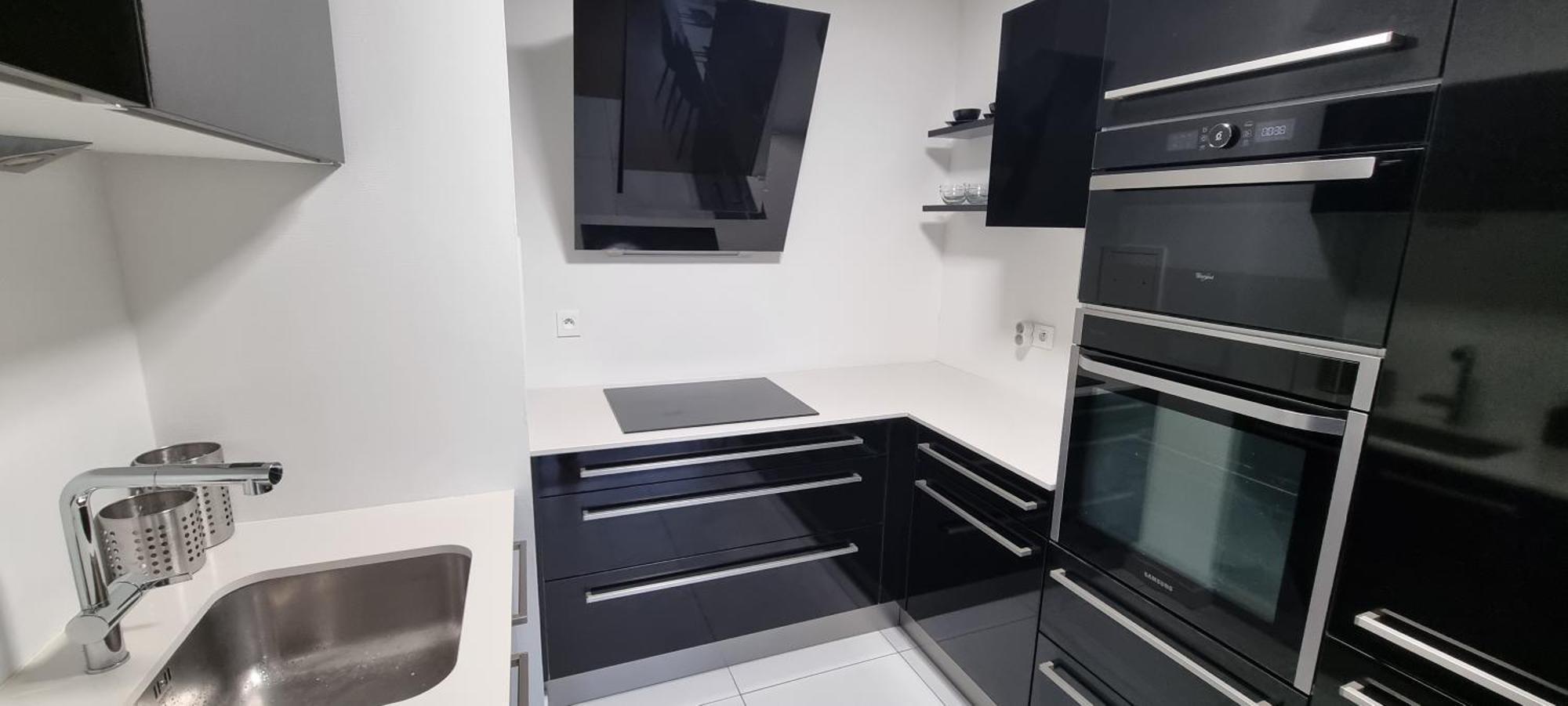 Bel Appartement Contemporain Avec Terrasse Climatisation Et Parking Payant En Option Apartment Straßburg