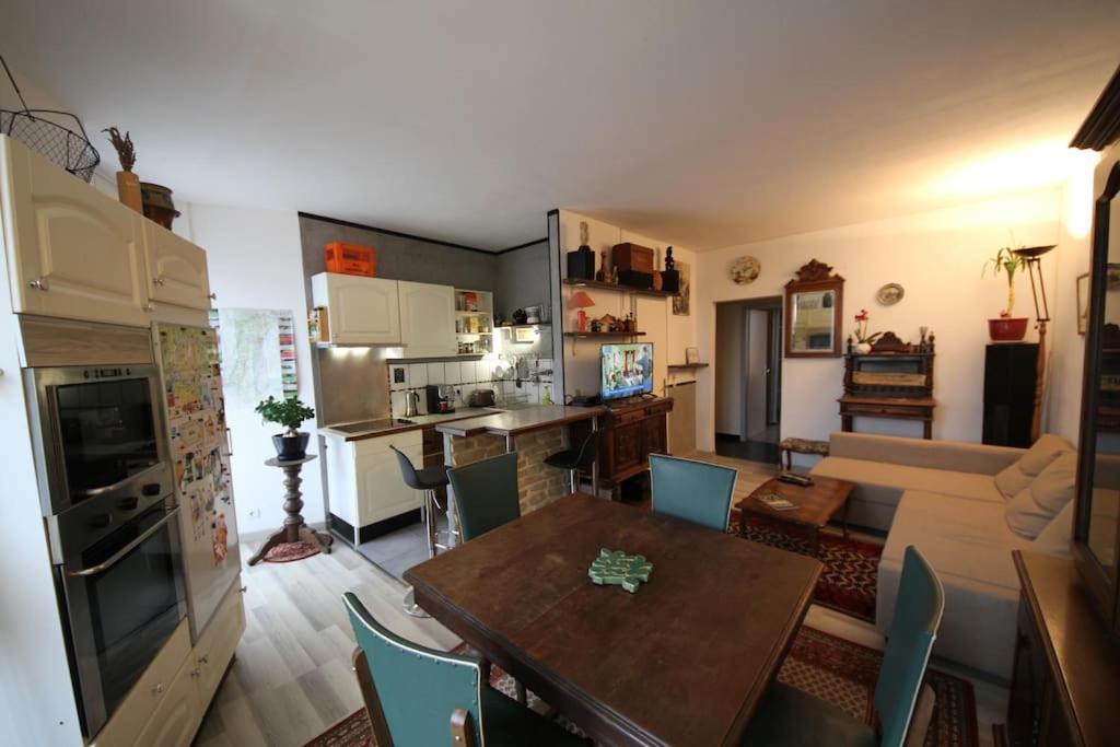 Charming And Sunny Apartment *