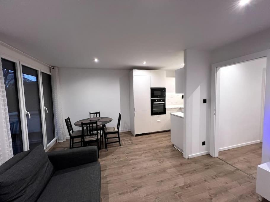 Logement-proche Strasbourg-rez De Jardin-centre Appartement Strasbourg