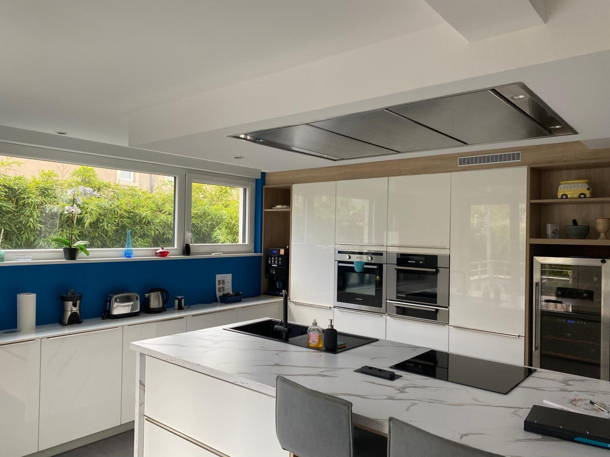 Grande Maison Avec Garage *