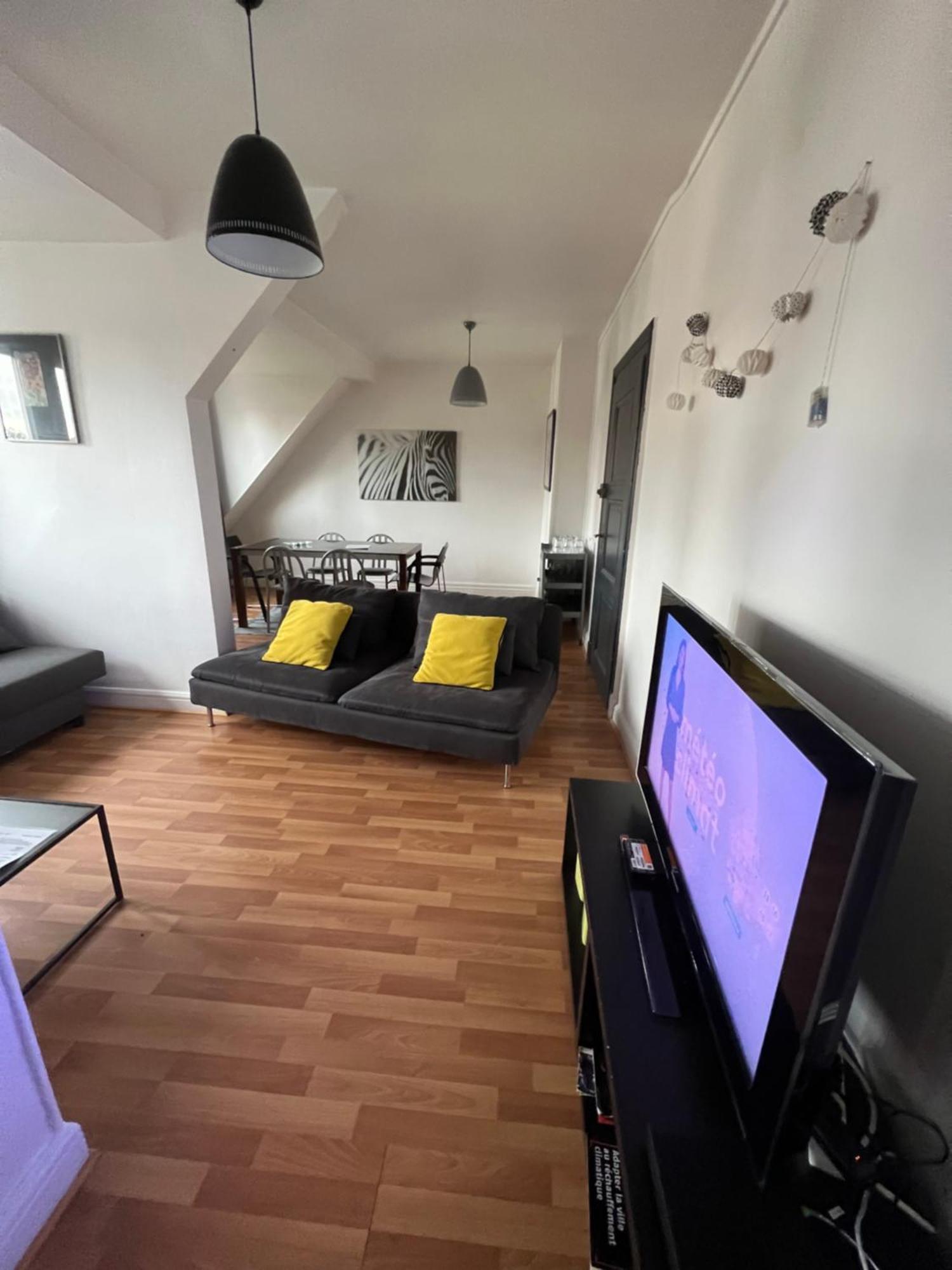 Mury 3 Apartment