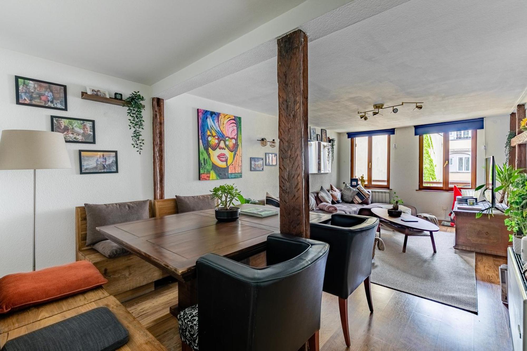 * Loft 3 Pieces/calme, Equipe @ Centre Appartement *