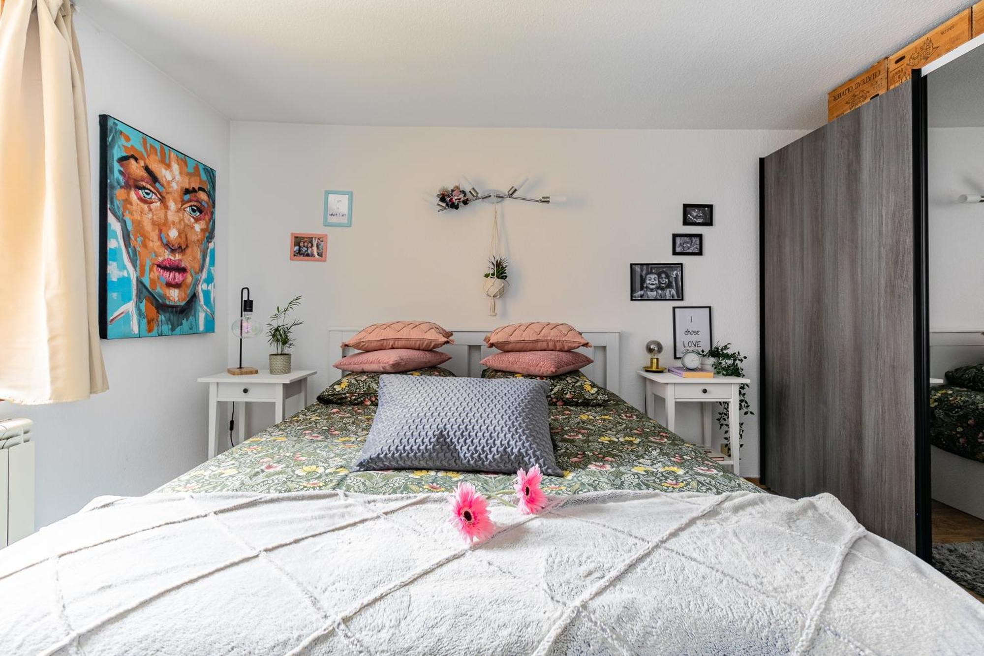 * Loft 3 Pieces/calme, Equipe @ Centre