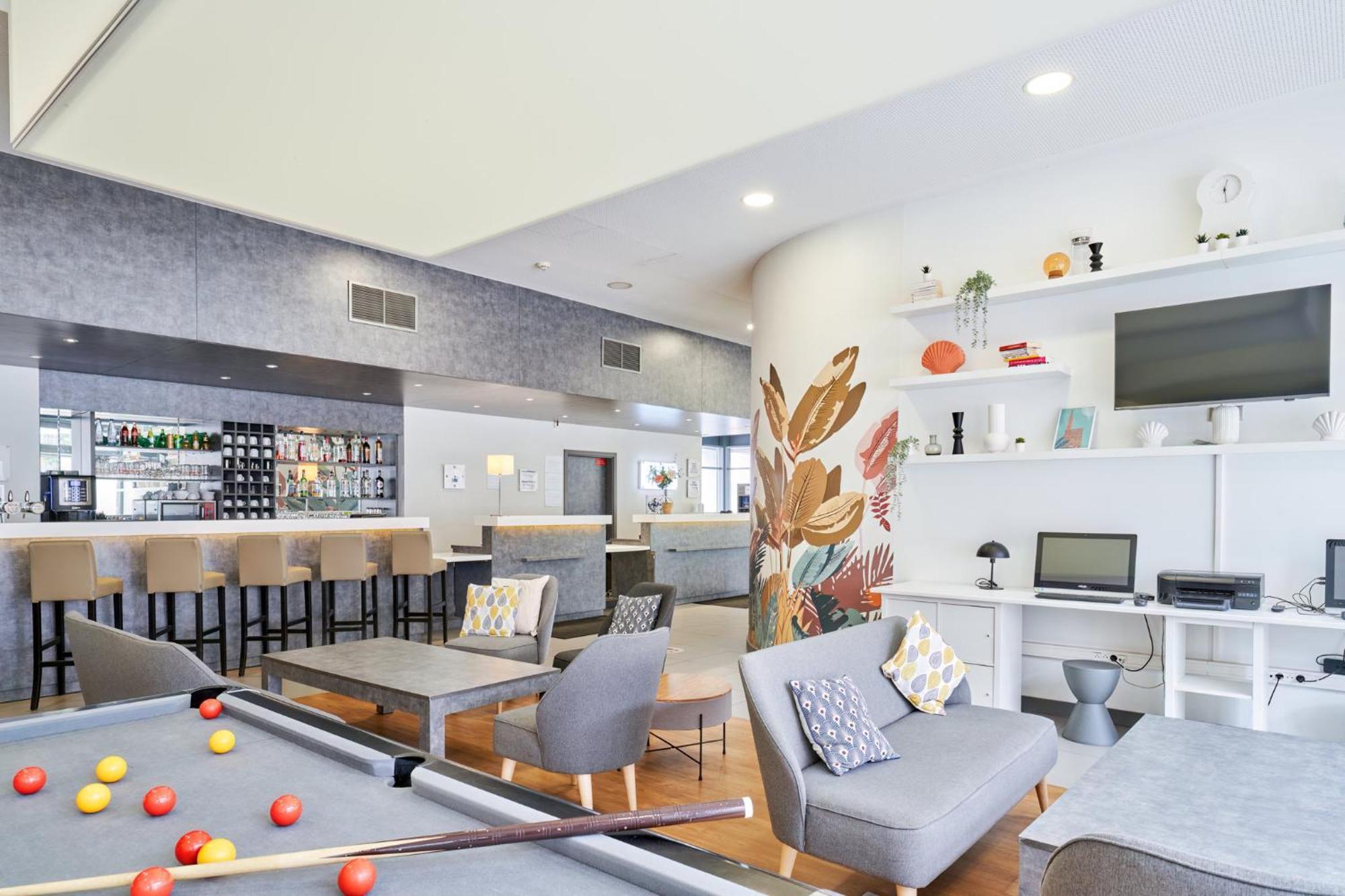 Express Centre By Ihg Hotel