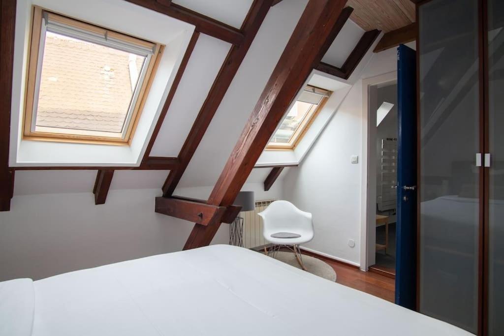 L'or - Typical Alsacian In Apartment Straßburg