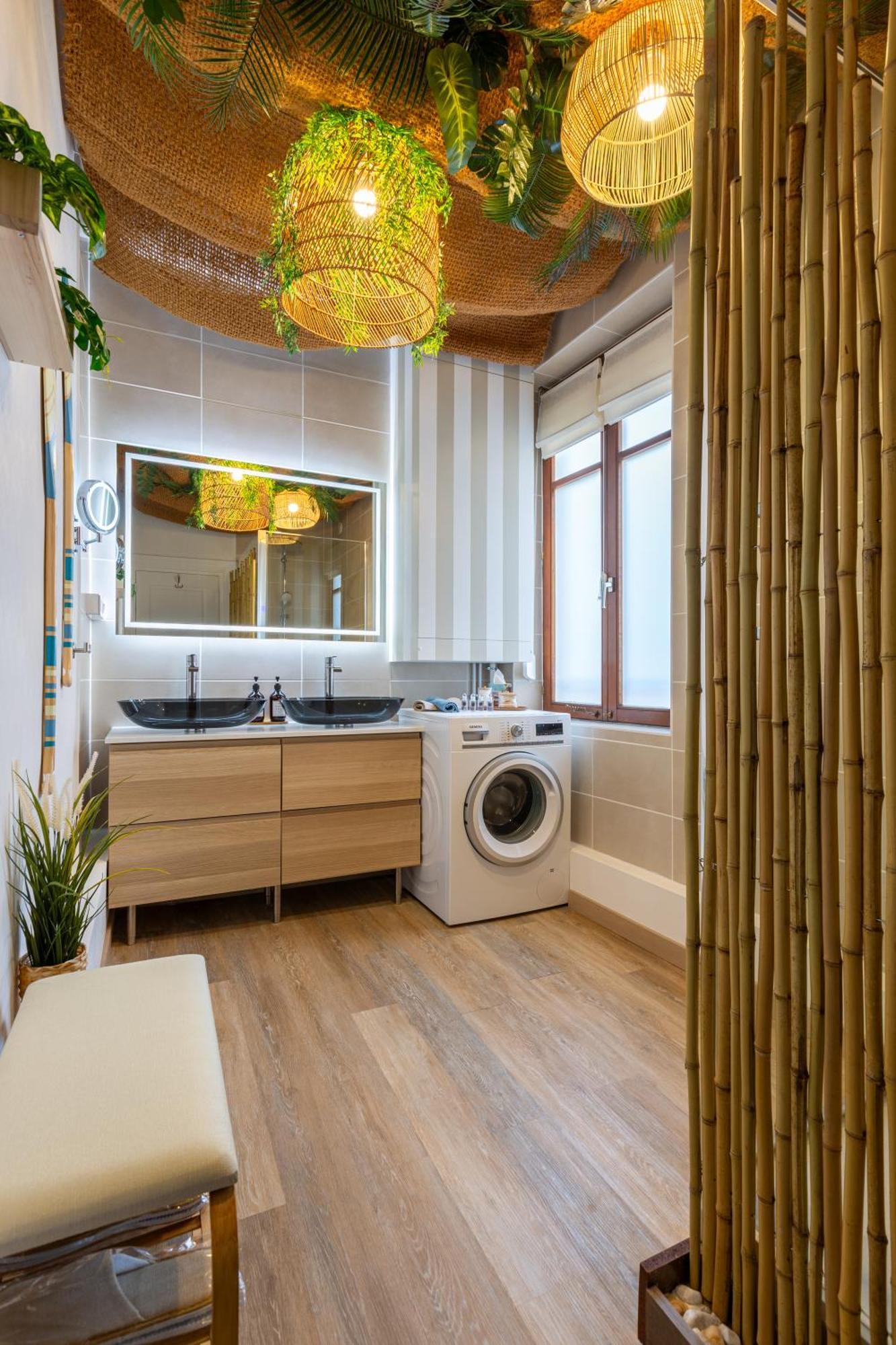 Apartment Lit Rond Tres Grand Et Confortable - Garage Possible Ou Parking Gratuit Rue - Gare 2 Min Et 4 Min En Tram - Ciel Etoile - Netflix Videoprojecteur - Luxe Et Evasion