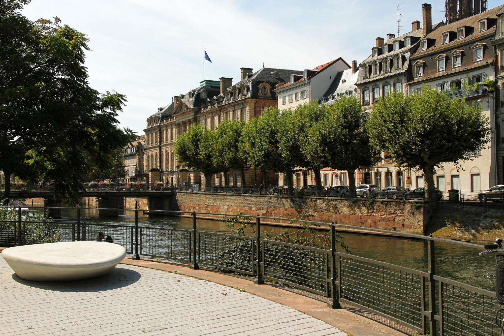 Hotel De L'ill 3*