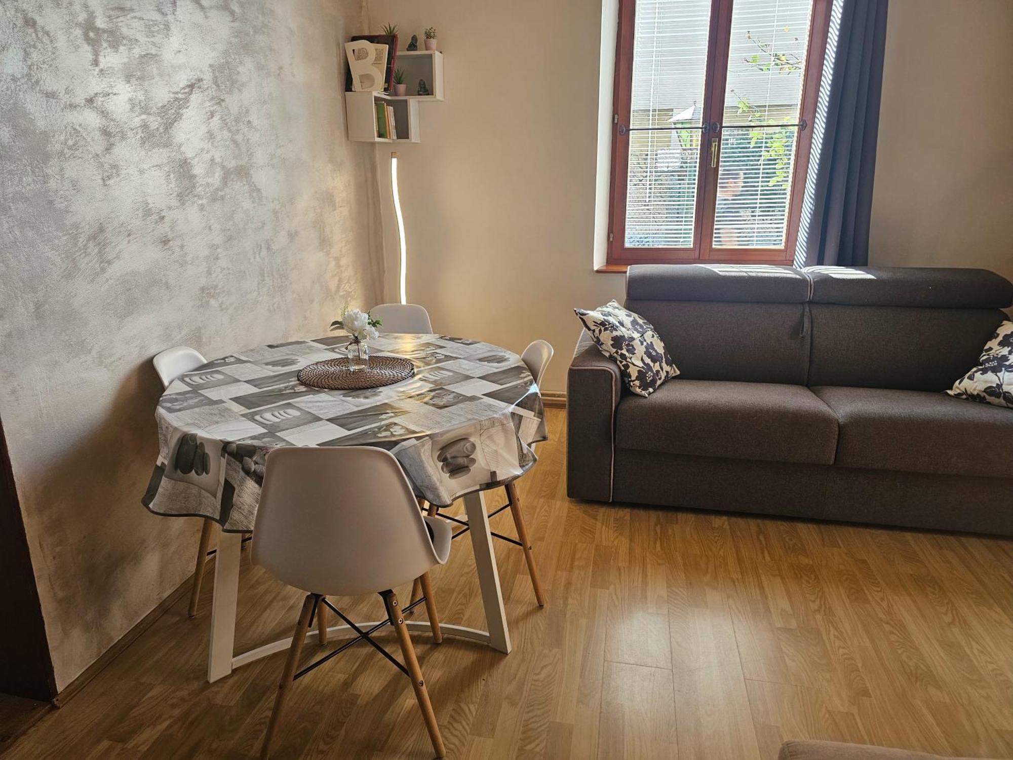 Apartment Petit Paradis Croneuva