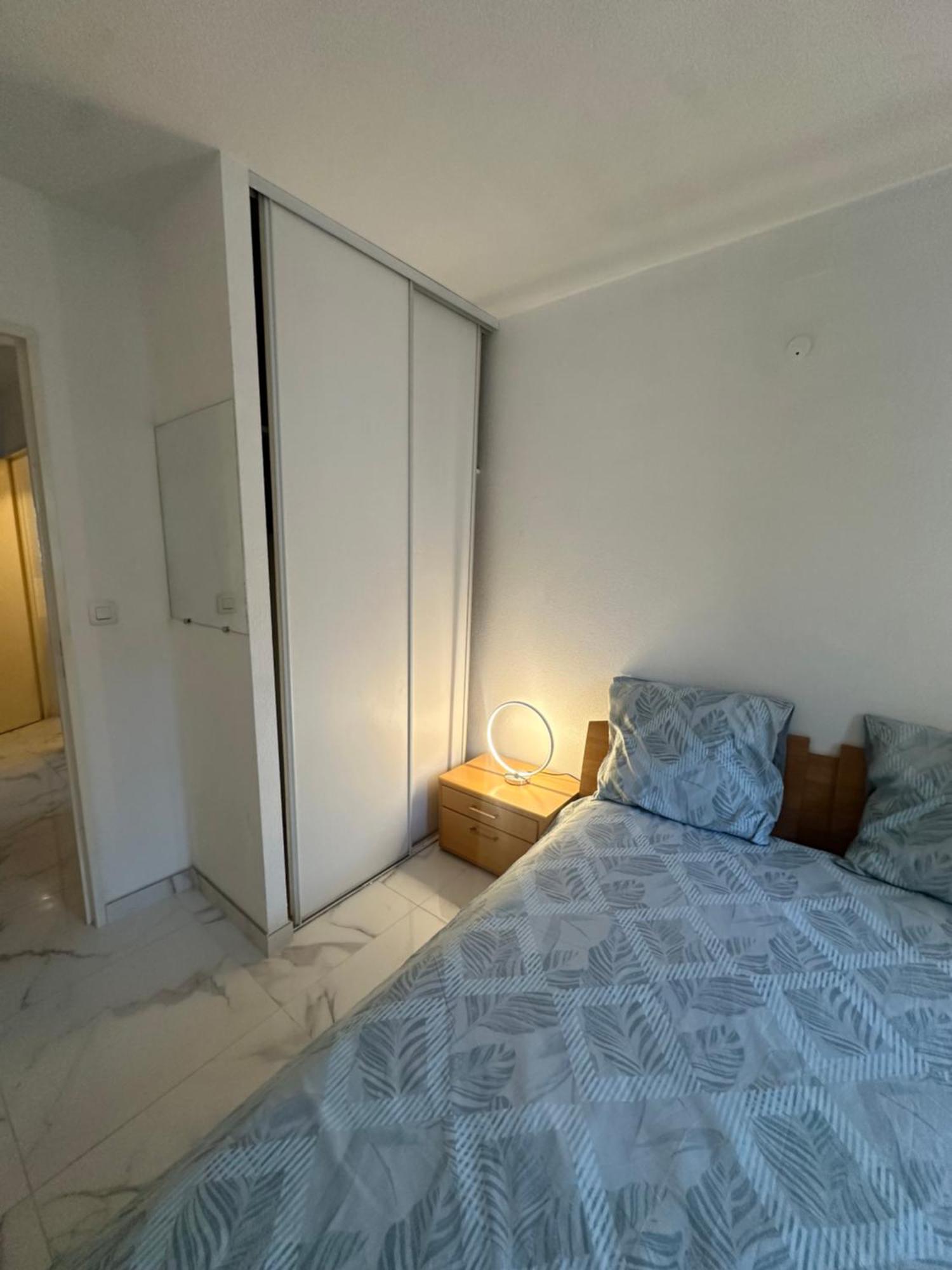 Tres Beau Trois Pieces Avec Vue Degagee Apartment