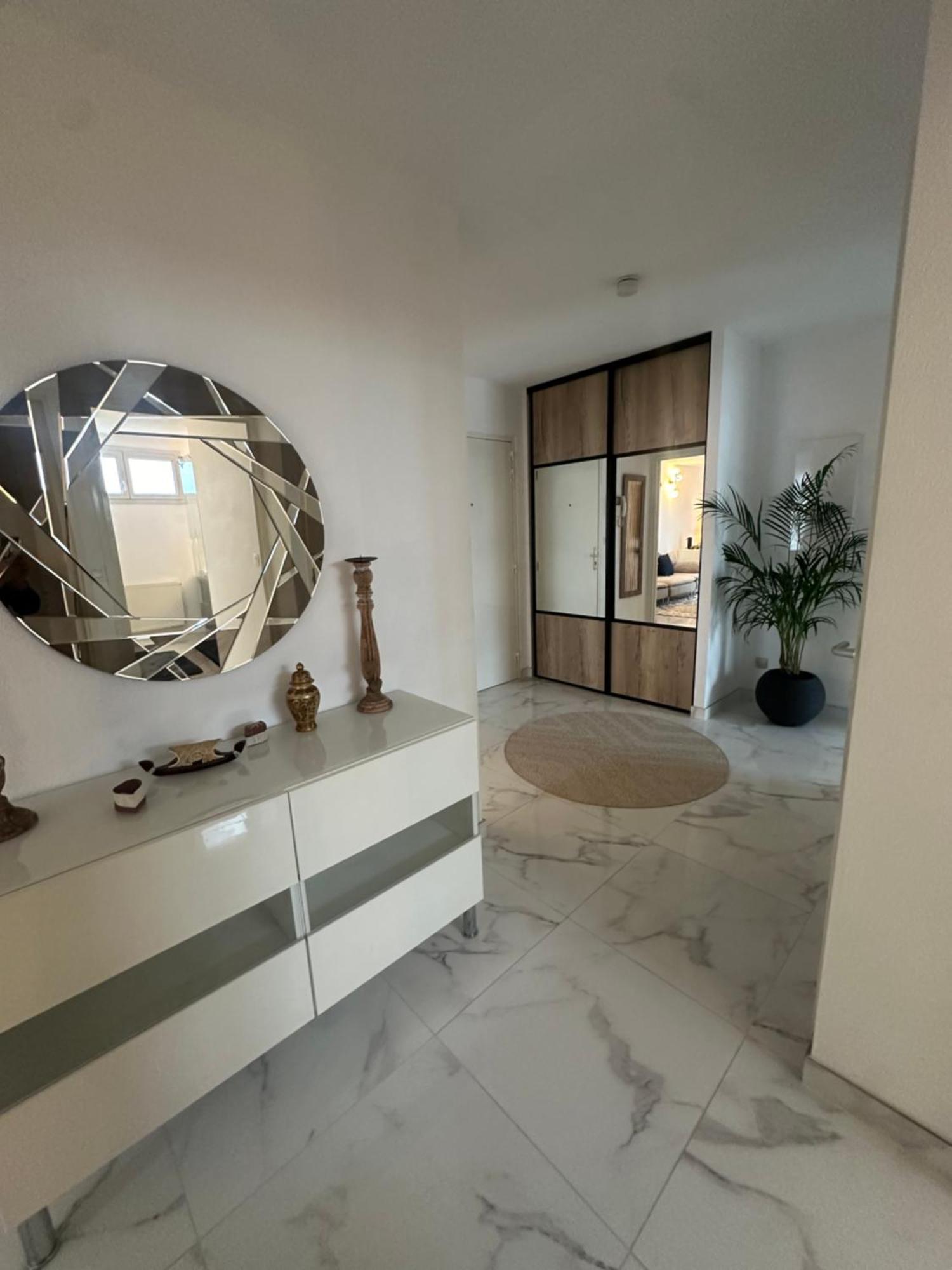 Tres Beau Trois Pieces Avec Vue Degagee Straßburg