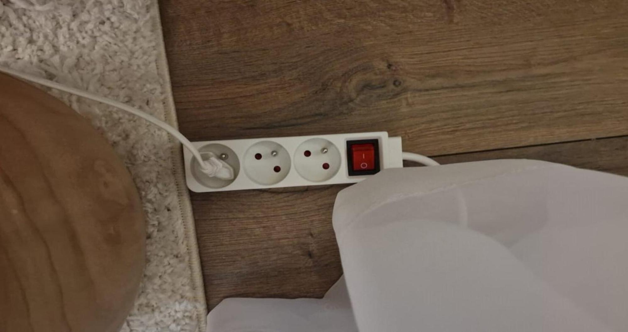 Apartment Lit Rond Tres Grand Et Confortable - Garage Possible Ou Parking Gratuit Rue - Gare 2 Min Et 4 Min En Tram - Ciel Etoile - Netflix Videoprojecteur - Luxe Et Evasion Strasbourg